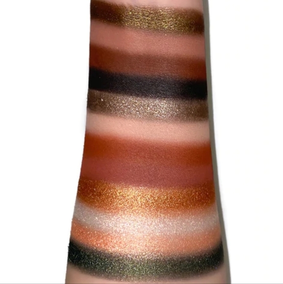 Violet Voss Olive You Forever Eye Palette - Picture 6 of 6